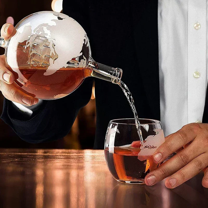 Decanter Globe Set - Conjunto de Decantador de Whisky em